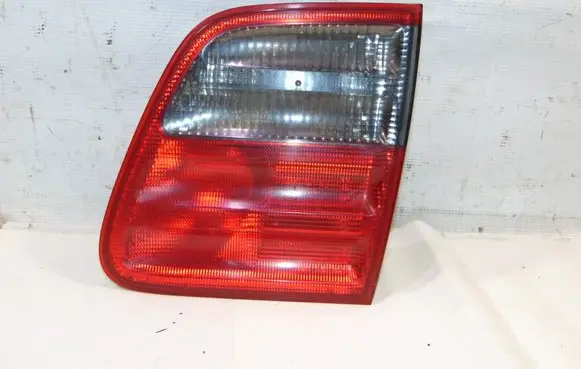 Mercedes-Benz E W210 Tailgate rear/tail lights A2108207664 A2108207464 324521