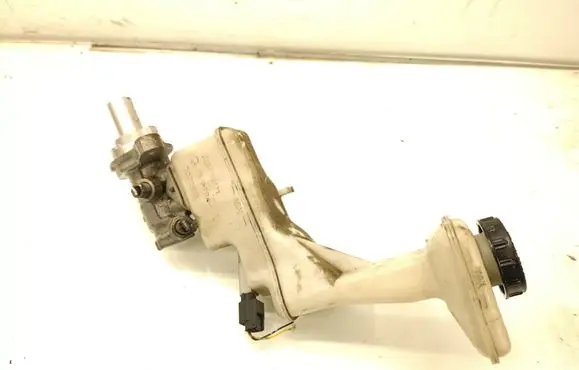 Nissan Qashqai Master brake cylinder 0204790171