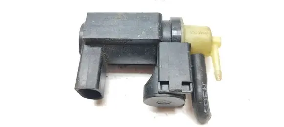 Volvo V60 Turbo solenoid valve 31339808 70466400 18T277