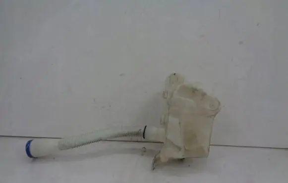 Citroen Berlingo Windshield washer fluid reservoir/tank 21374902