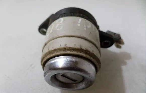 Audi 80 90 B3 Tailgate exterior lock 693827539B