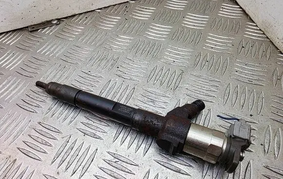 Mitsubishi ASX Fuel injector 1465A323