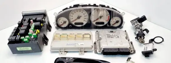 Chrysler Grand Voyager IV Engine ECU kit and lock set P05094800AC 0281012999 HB5AB0