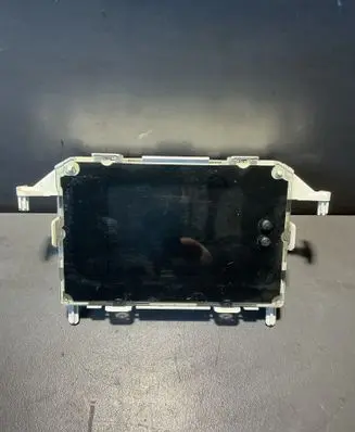 Ford Focus Screen/display/small screen AM5T18B955BE B0G15V075355