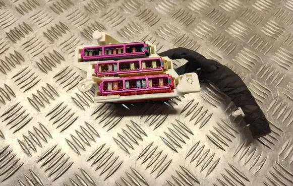 Audi A6 S6 C7 4G Fuse module 4H0941824