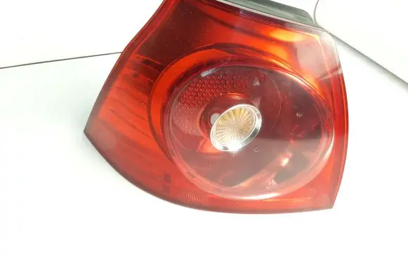 Volkswagen Golf V Rear/tail lights 1K6945095E