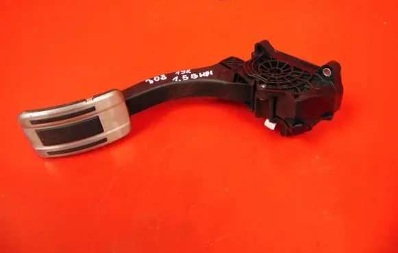 Peugeot 308 Accelerator throttle pedal 9674829180