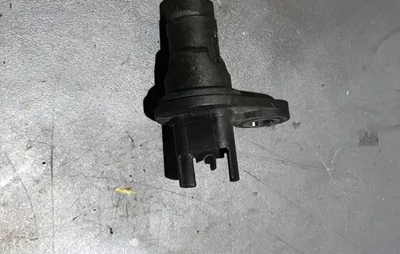 BMW X6 E71 Camshaft position sensor 752501407 7525014 331130015d