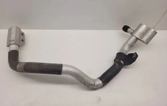 Audi A4 S4 B8 8K Air conditioning (A/C) pipe/hose 8K1260712B