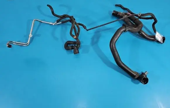 Skoda Octavia Mk3 (5E) Engine coolant pipe/hose 5Q0121049AD IMPRK1581995
