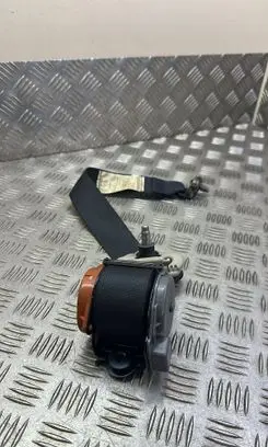 Nissan Pathfinder R51 Rear seatbelt 1130645 TKAB0G2706