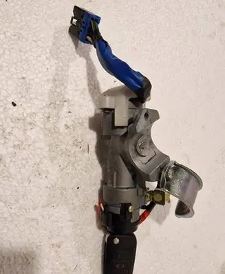 Hyundai i30 Ignition lock FDZDC2