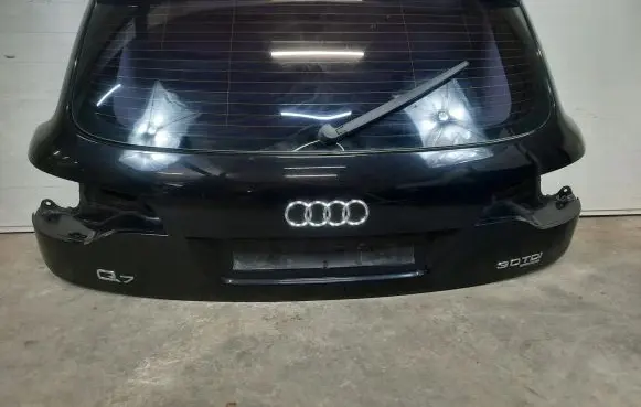 Audi Q7 4L Tailgate/trunk/boot lid