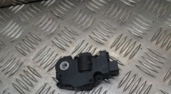 BMW 1 F20 F21 A/C air flow flap actuator/motor EFB431 T1015556H