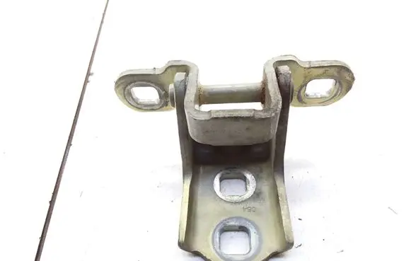 Renault Megane II Front door upper hinge