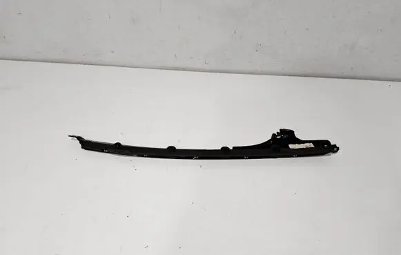 Chevrolet Corvette C8 (A) pillar trim 86775697 84721183