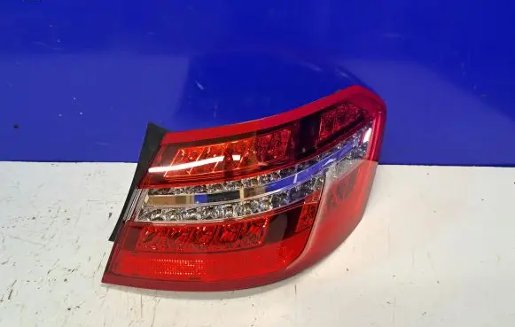 Mercedes-Benz E W212 Rear/tail lights A2129060858