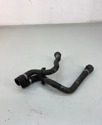 Opel Insignia B Engine coolant pipe/hose 39097764 39087134