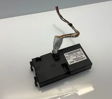 Mercedes-Benz E W211 Seat control module A2118202685 00005822A8 047411