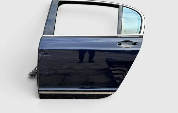 Bentley Flying Spur Rear door 