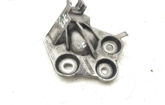 Peugeot Traveller Engine mounting bracket 1000601903