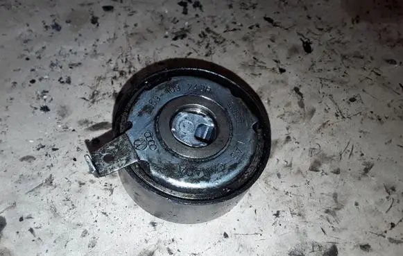 Volkswagen Phaeton Belt tensioner pulley 059109243P