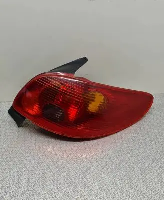 Peugeot 206 Rear/tail lights 2563D