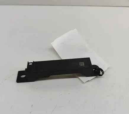 Mercedes-Benz GLE W167 Keyless system antenna A1679050901