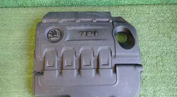 Skoda Karoq Engine cover (trim) 04L103925T