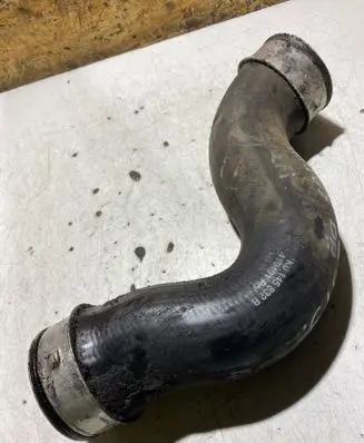 Volkswagen Caddy Intercooler hose/pipe 1K0145832B