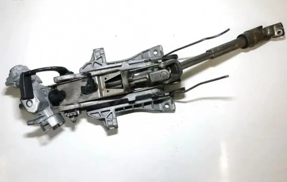 Ford Focus Steering wheel axle 4m513c529fd 05255676