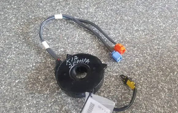 KIA Clarus Airbag slip ring squib (SRS ring)