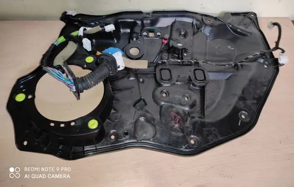 Mazda 2 Front door wiring loom DB5J67200 DA6C5897X