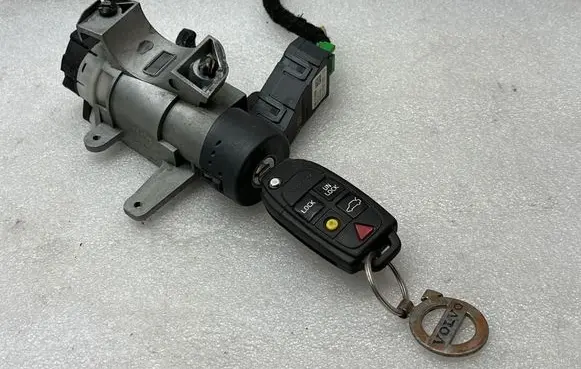 Volvo XC90 Ignition lock 8626324 8621509 28162483