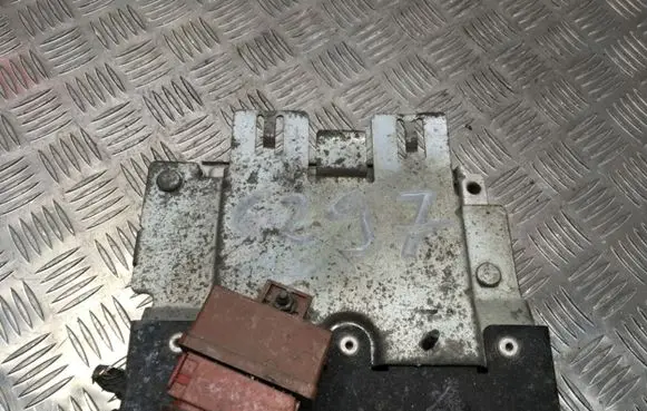Citroen C3 Picasso Engine control unit/module