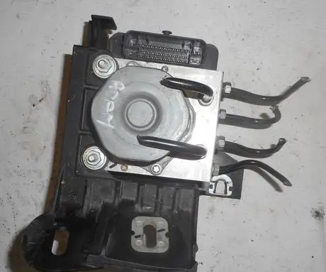 Opel Adam ABS Pump 39084528 0265257706