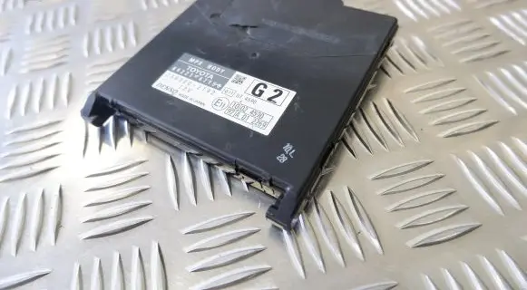 Toyota Prius (XW30) Central body control module 8922147150