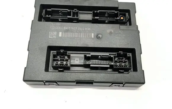 Audi A4 S4 B8 8K Comfort/convenience module 8K0907064KM