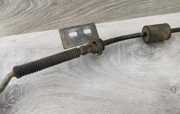 Audi A6 S6 C4 4A Gear shift cable linkage 4A0713265M