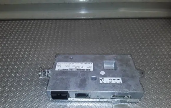 Audi A6 S6 C6 4F MMI control unit 4E0035729 4F0910730D