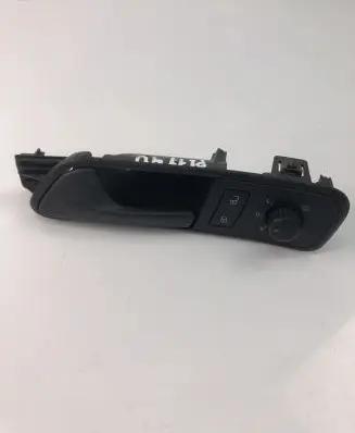 Volkswagen Caddy Electric window control switch 2K1837113B