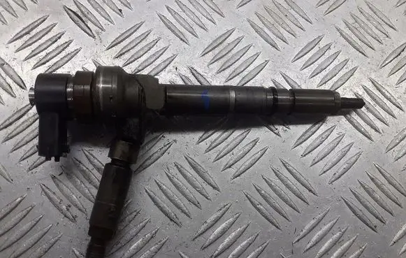 Opel Astra H Fuel injectors set 0445110175