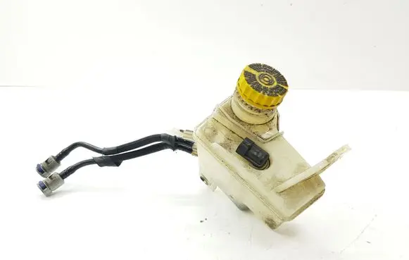 Jeep Renegade Brake fluid reservoir 