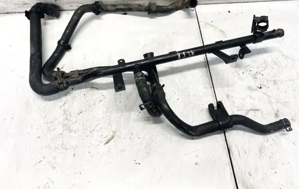 Volkswagen Touareg I Engine coolant pipe/hose