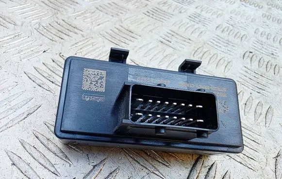 Opel Mokka B Seat control module 9849753380