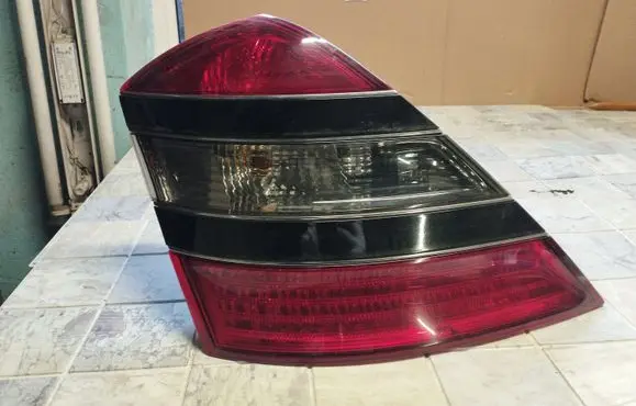 Mercedes-Benz S W221 Rear/tail lights A2218200164