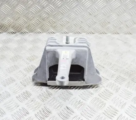 Hyundai Ioniq Engine mount bracket 21810G2000 21812G2000