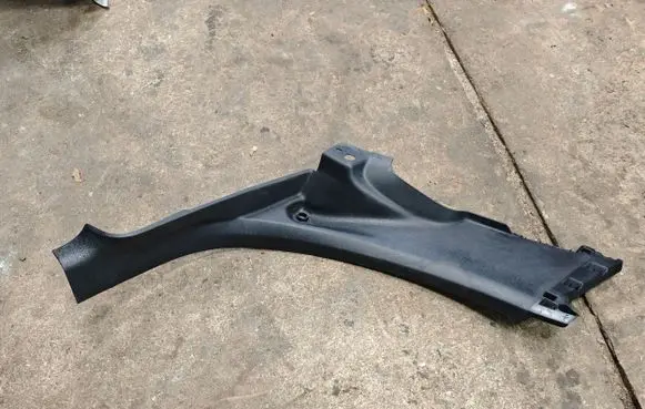 Peugeot 2008 I Rear sill trim cover 9677216477