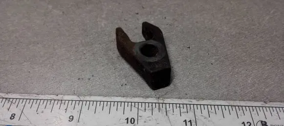 Chrysler Voyager Fuel Injector clamp holder