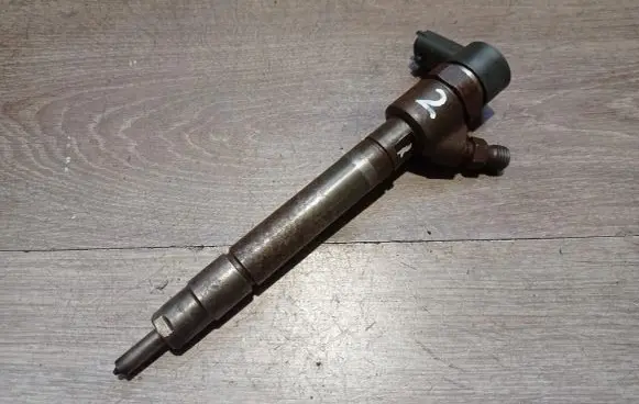 Volvo XC90 Fuel injector 30750283 0445110251